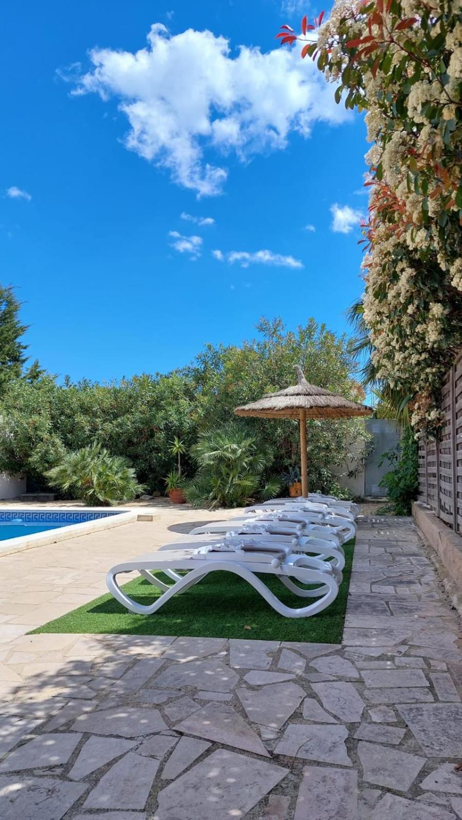 Villa Voor 8 Personen Met Zwembad Calafat Exterior photo